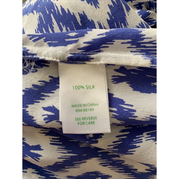 Lilly Pulitzer 100% Silk Top XXS Blue White Sleeveless Beautiful Buttons RARE - Picture 7 of 7